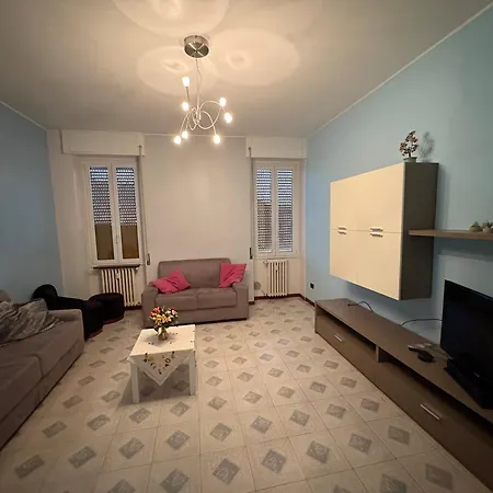 דירה House In The Center Oggiono