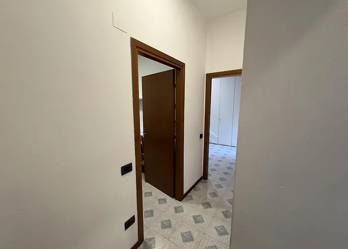 House In The Center