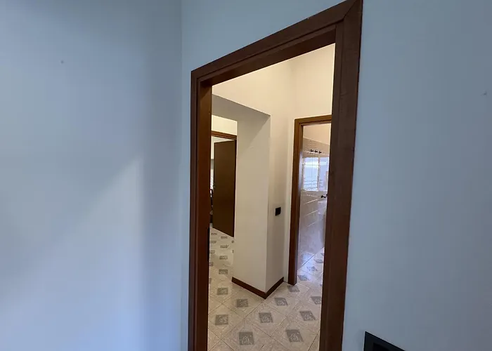 House In The Center Апартаменты