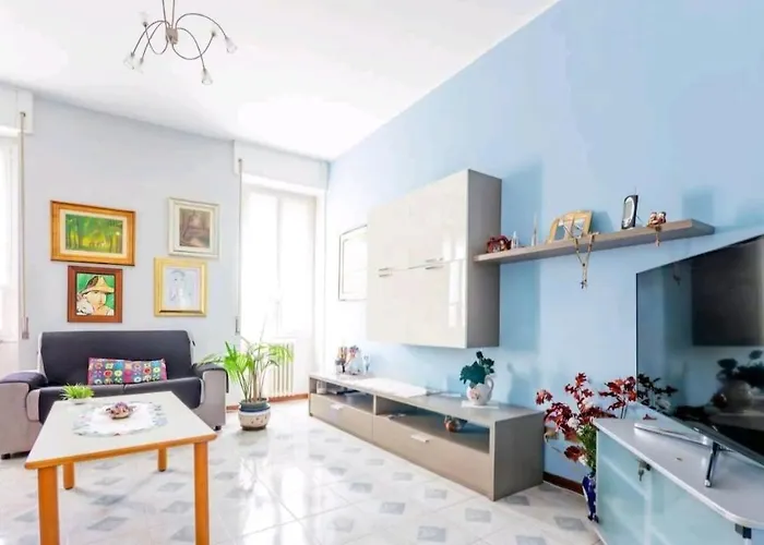 House In The Center *