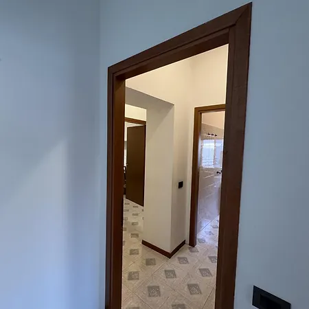 House In The Center דירה